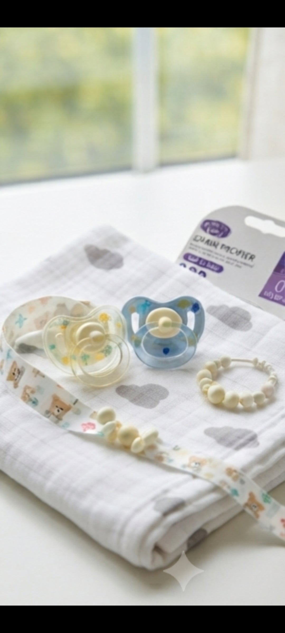NeliaDoux – Sucette en silicone apaisante motif dessin animé